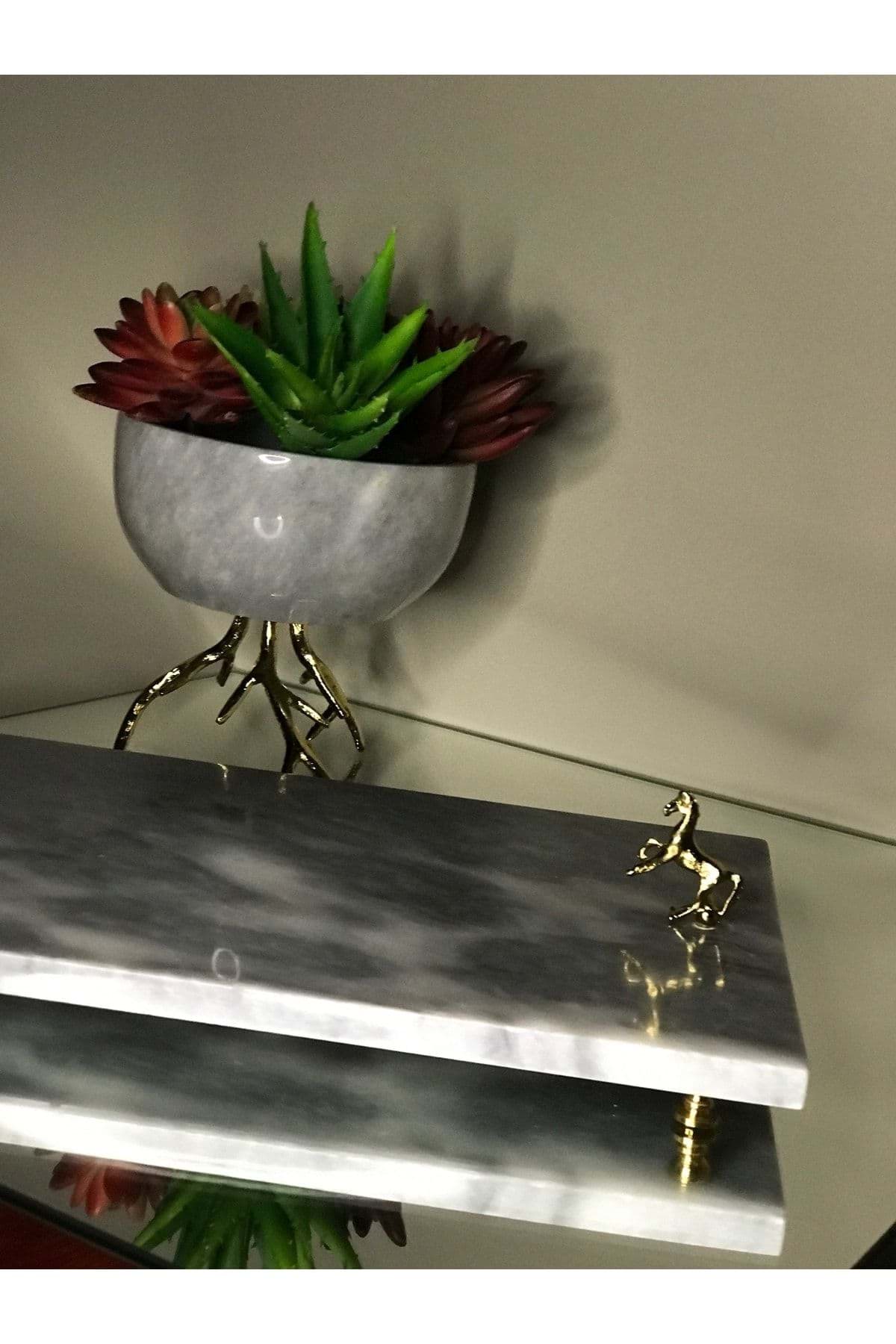 Dekoratif Gri Mermer Dikdörtgen Gold At Detaylı Sunum Tepsısı Servis Tabağı resmi