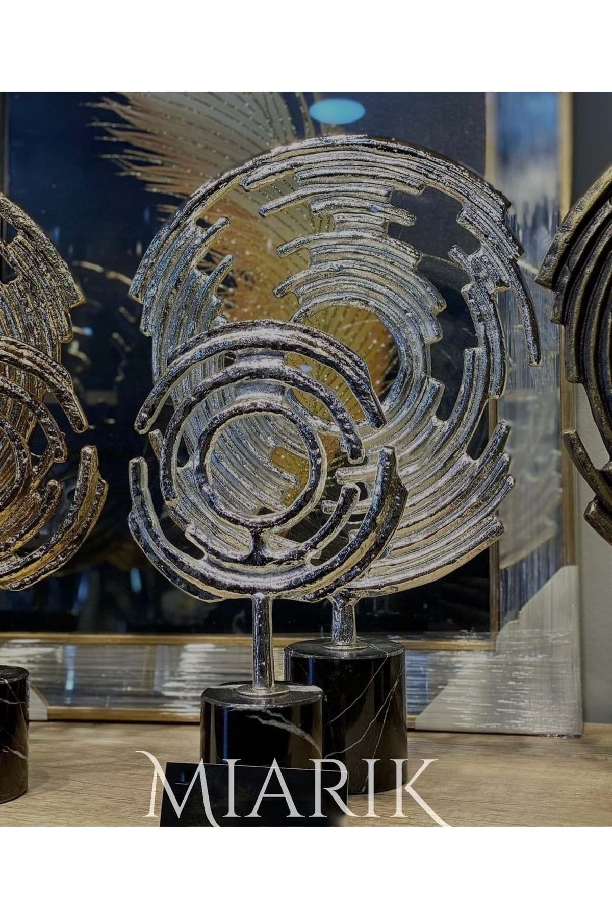 Dekoratif Tam Yuvarlak Obje resmi