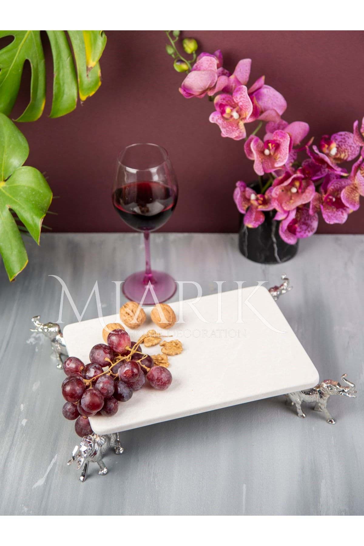 Dekoratıf Gümüş Fıl Detaylı Dıkdortgen Mermer Sunum Servıs Tabagı resmi