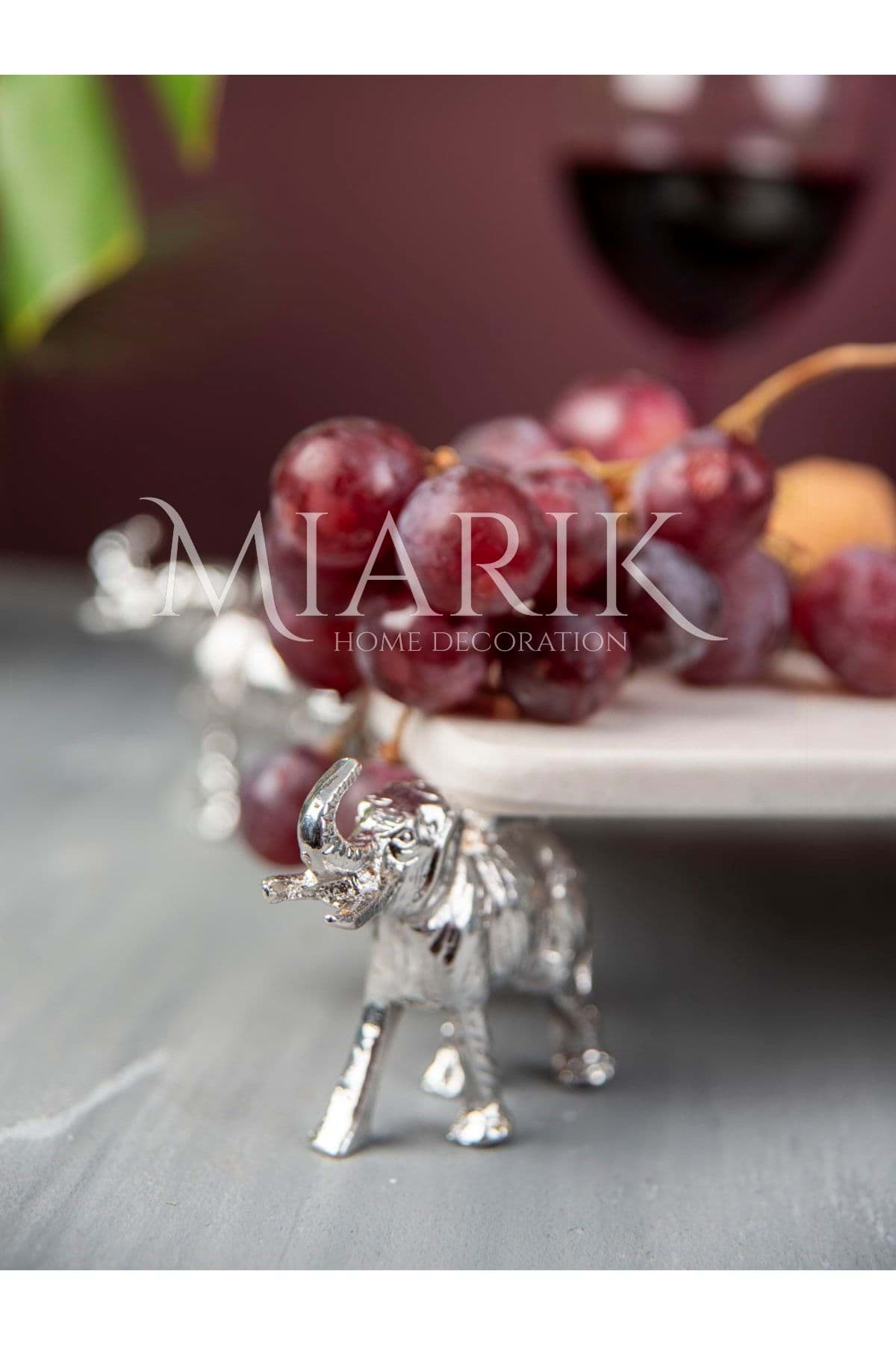 Dekoratıf Gümüş Fıl Detaylı Dıkdortgen Mermer Sunum Servıs Tabagı resmi