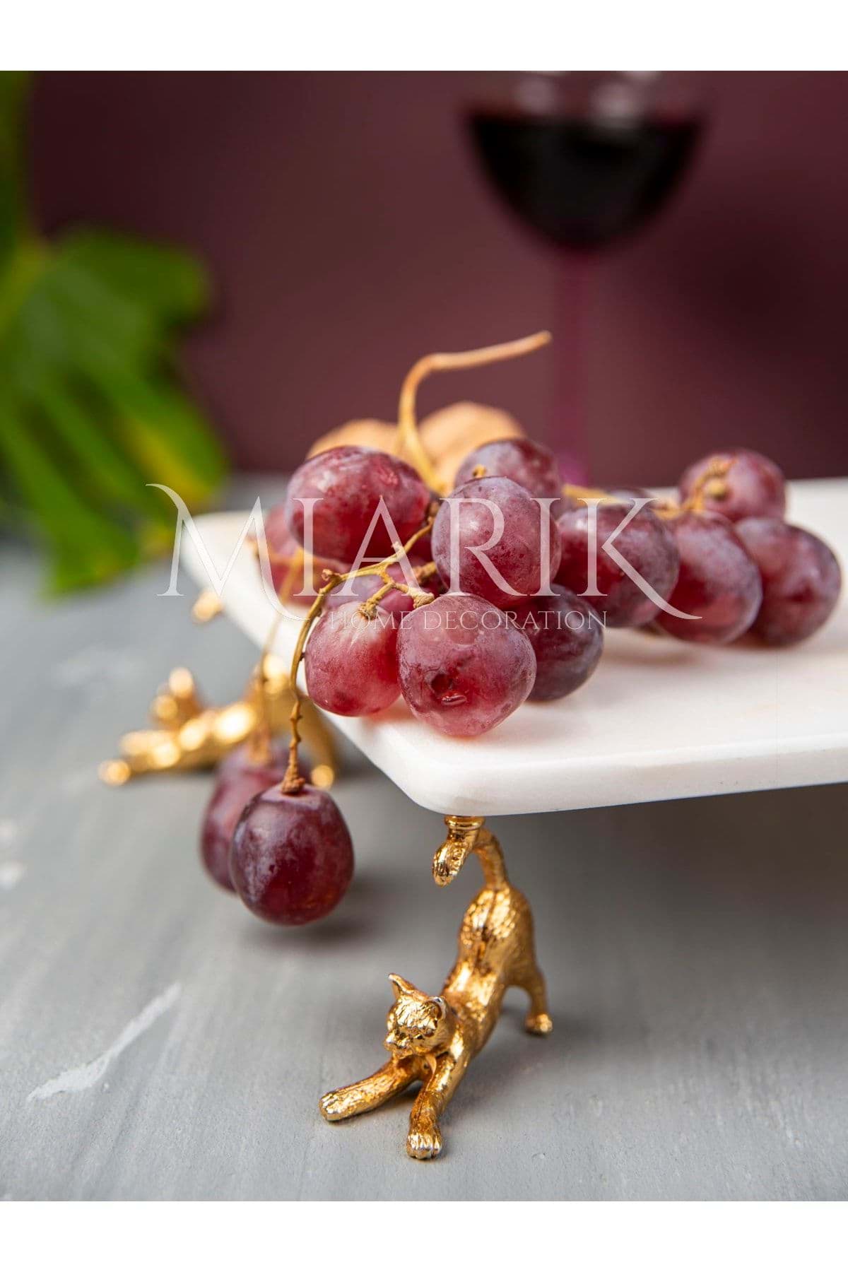 Dekoratıf Gold Kedı Detaylı Beyaz Dıkdortgen Mermer Sunum Servıs Tabagı resmi