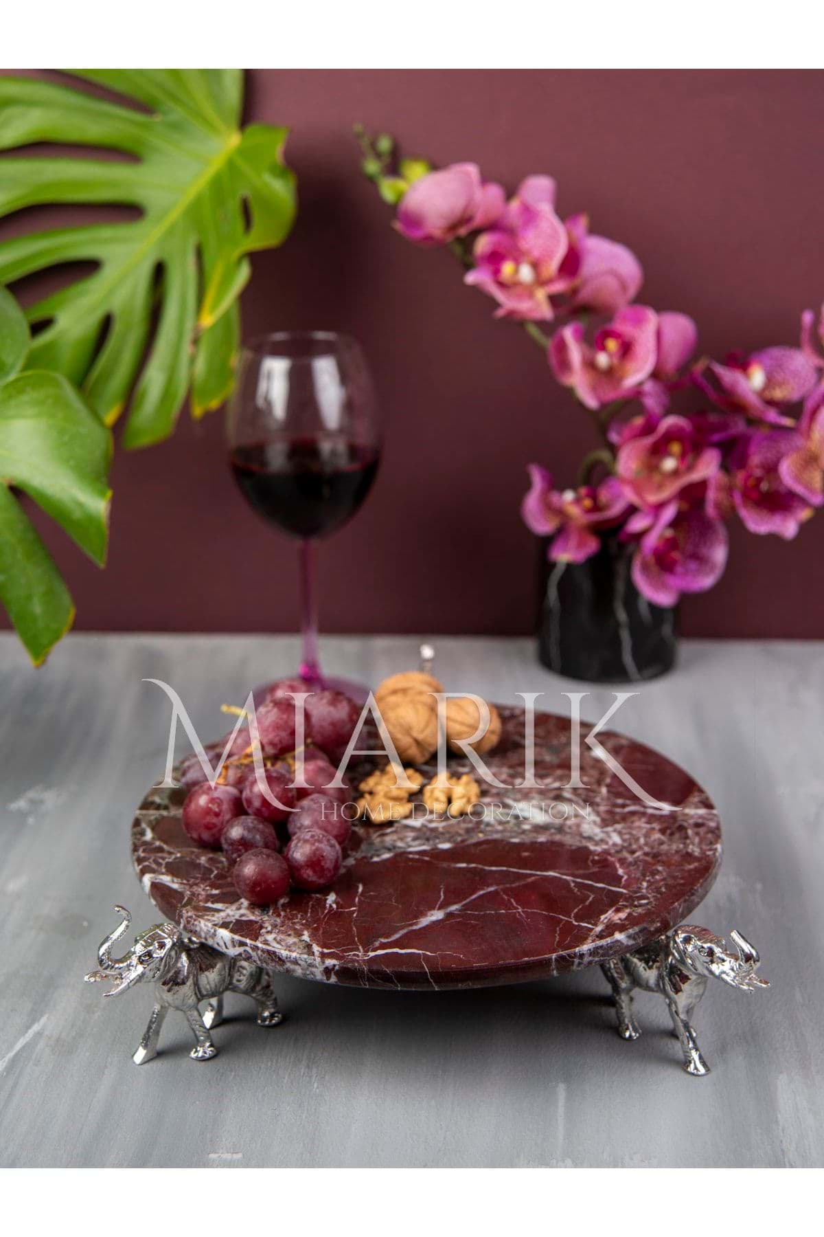 Dekoratıf Gümüş Fıl Detaylı Bordo Mermer Sunum Servıs Tabagı resmi